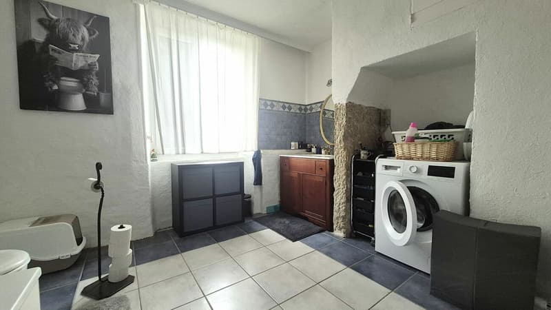 Appartement plein de charme de 2.5 pièces à La Chaux-du-Milieu avec jardin (5)