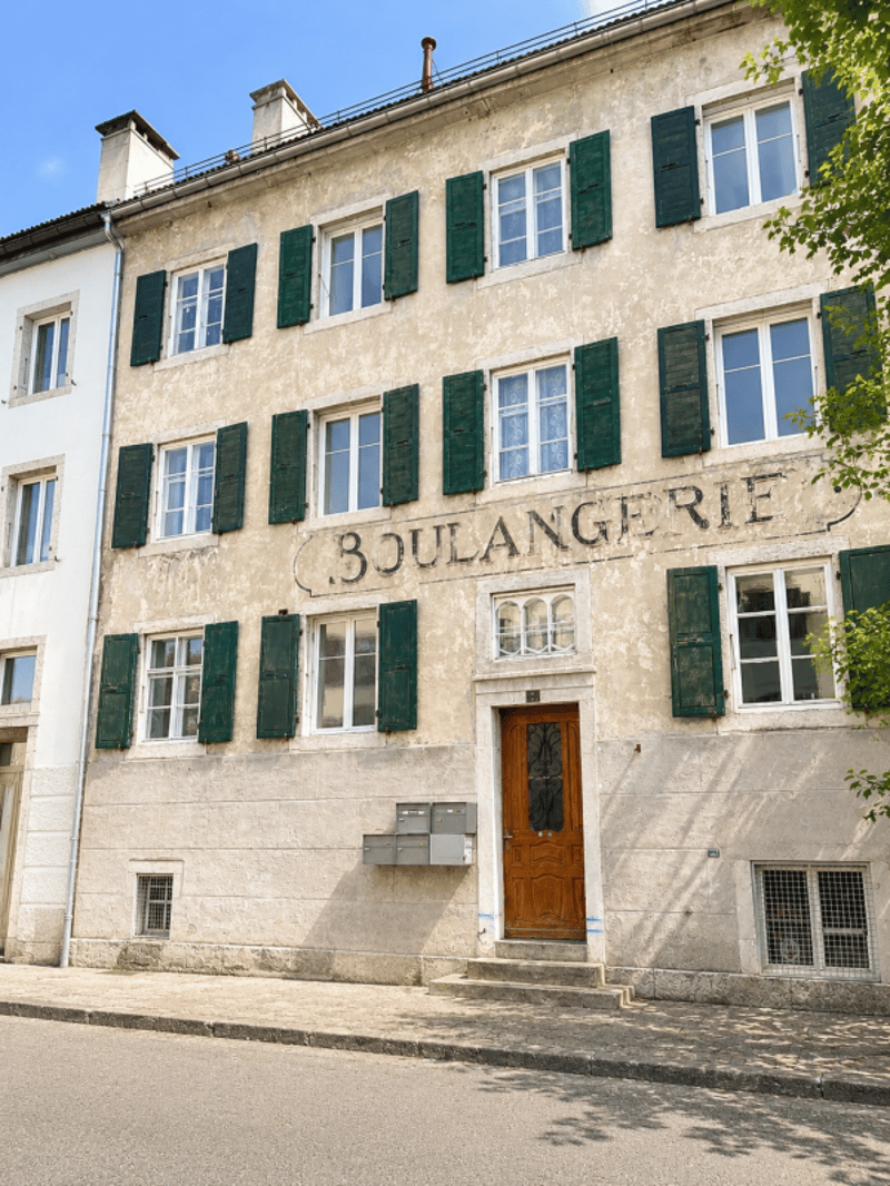 Appartement 2,5 pièces au Quartier Neuf (8)