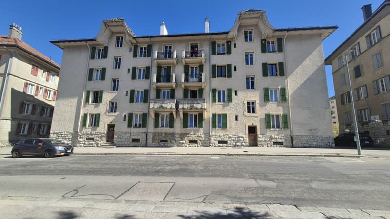 Magnifique appartement de 3 pièces entièrement rénové avec balcon - Le Locle (14)