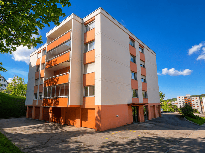 Appartement de 3 pièces avec véranda et situation privilégiée (14)