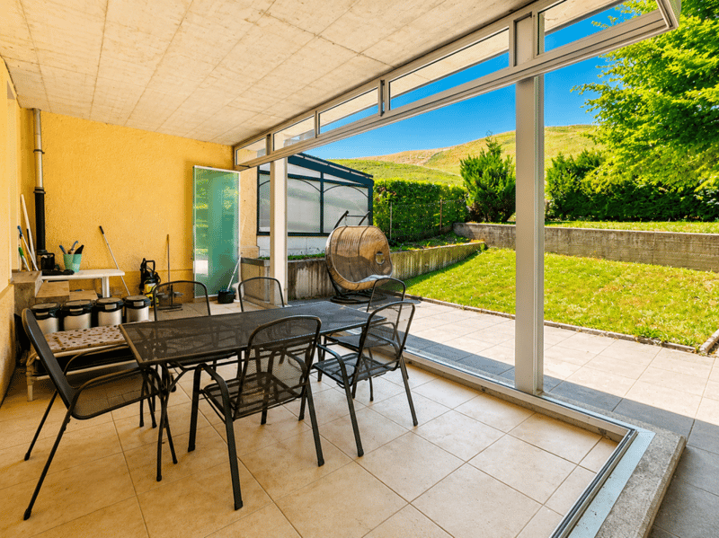 Charmante villa mitoyenne avec garages (4)