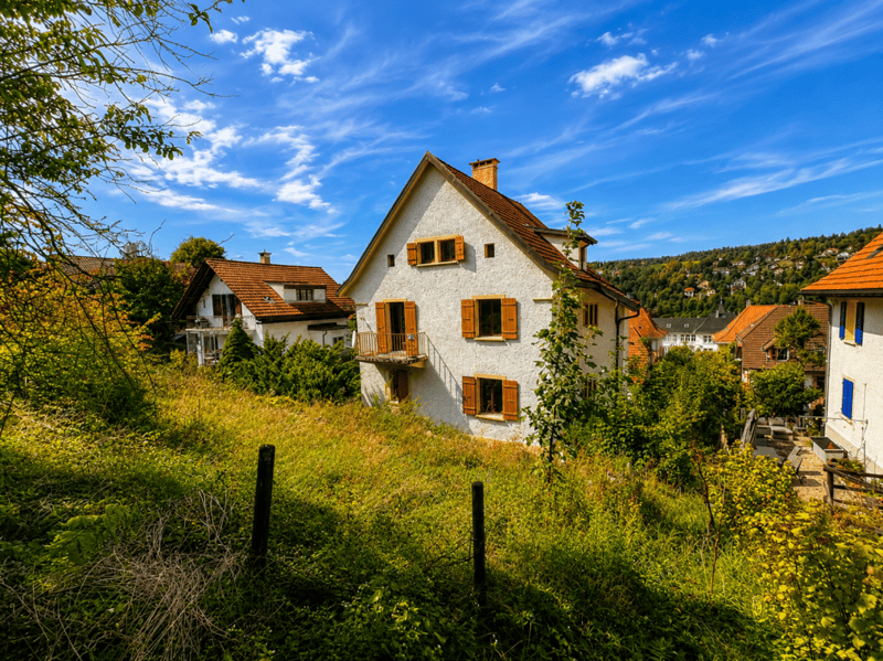 Maison familiale de 3 appartements à rénover (2)