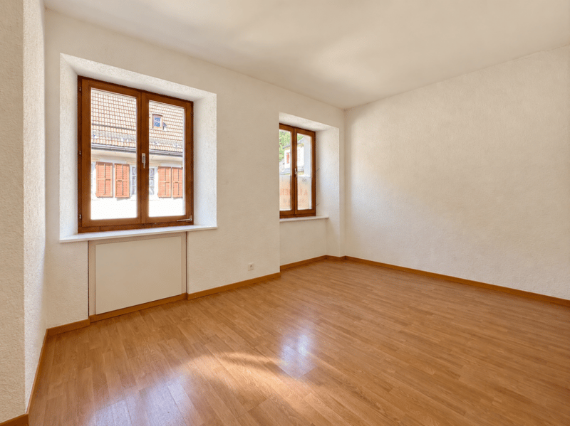 Grand appartement de 4.5 pièces avec cheminée (6)