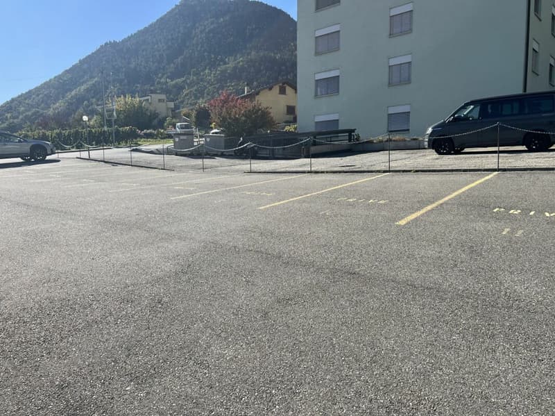 Place de parc extérieure (4)