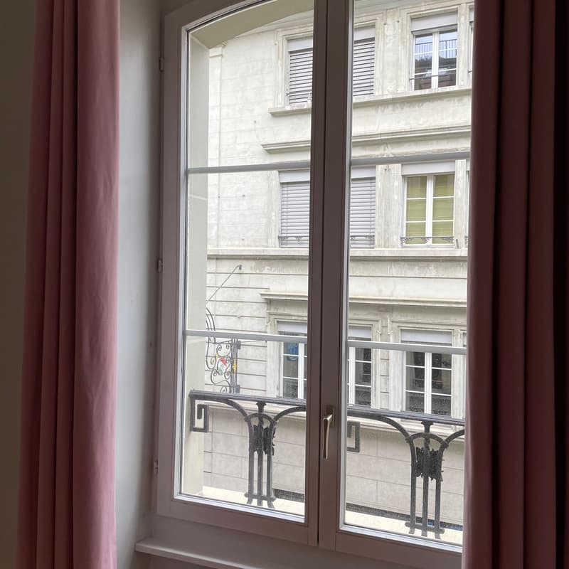 Joli appartement avec grand salon (7)
