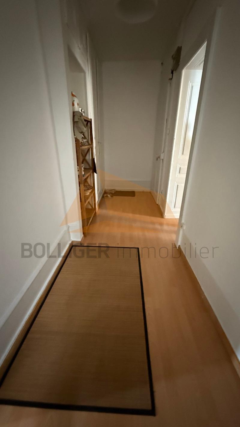 A VENDRE CHARMANT APPARTEMENT DE 2,5 PCS  AU 1er ETAGE (6)