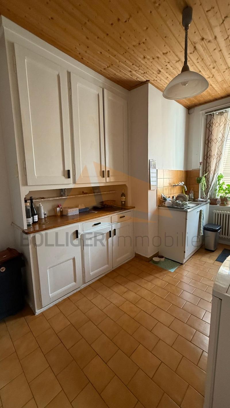 A VENDRE CHARMANT APPARTEMENT DE 2,5 PCS  AU 1er ETAGE (5)