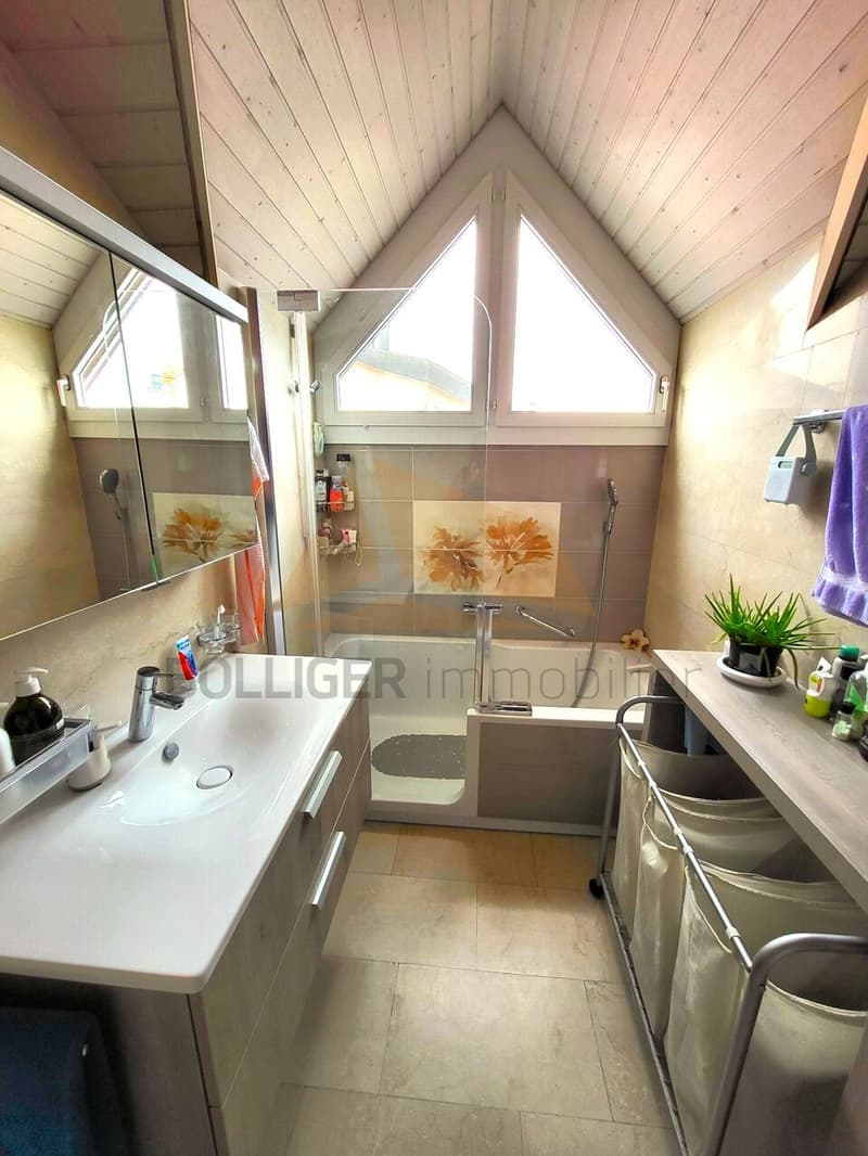 A VENDRE MAGNIFIQUE APPARTEMENT DE 4,5 PIÈCES EN PPE DE 137 M2 (11)