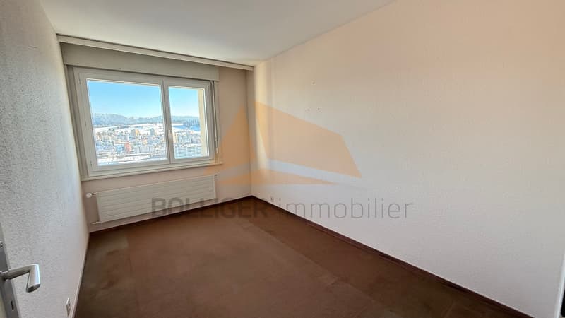 A VENDRE APPARTEMENT DE 6 PIÈCES 170 M2 AVEC GARAGE INDIVIDUEL (12)