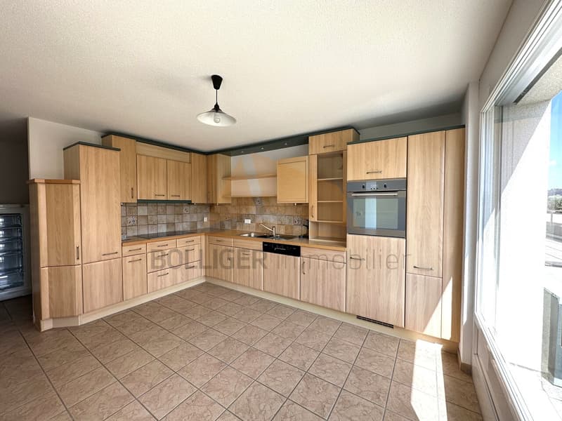 A VENDRE magnifique attique de 5.5 pièces et annexes (5)
