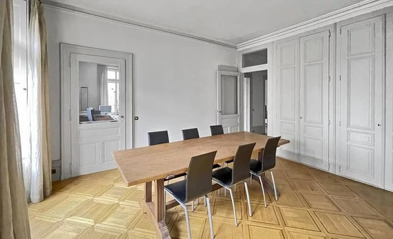 Hôtel particulier d'exception au coeur de la ville (13)