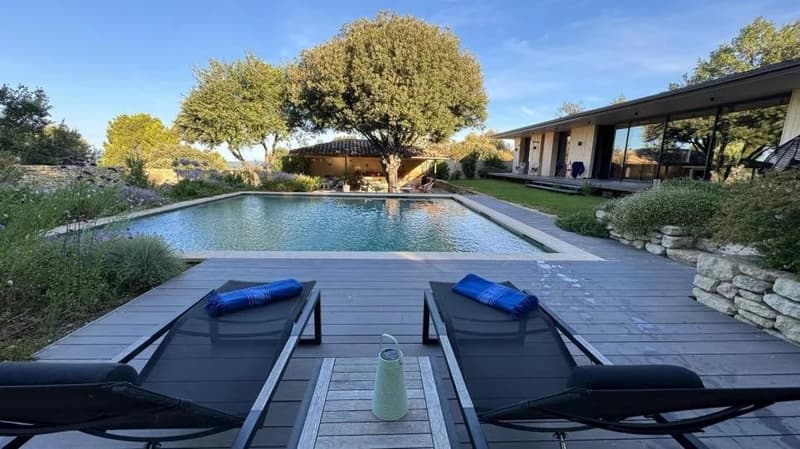 Propriété contemporaine au coeur du Luberon (2)
