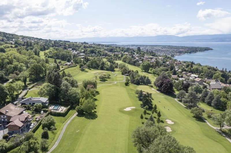 Maison d'architecte au coeur du Golf d'Evian (2)
