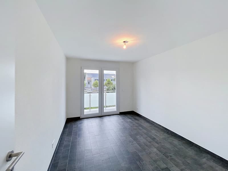 Spacieuse villa de 5.5 pièces avec terrasse et jardin (9)