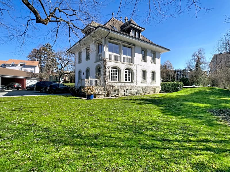 Villa prestigieuse avec piscine (2)