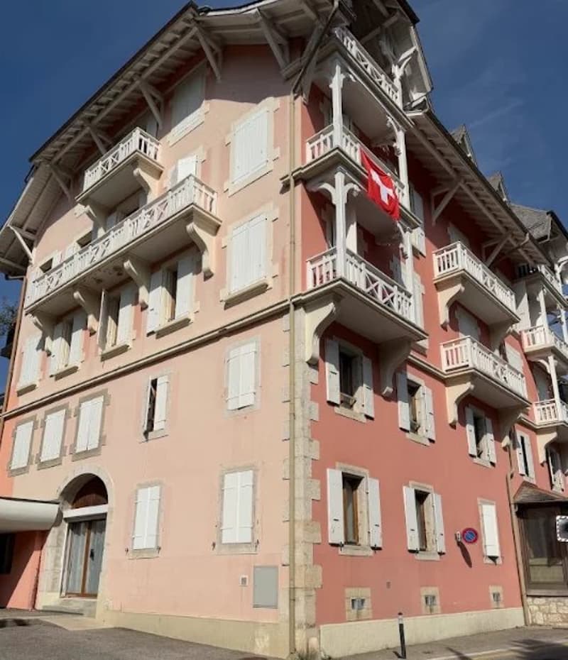 Bel immeuble de 12 logements  situé à St-Cergue (3)