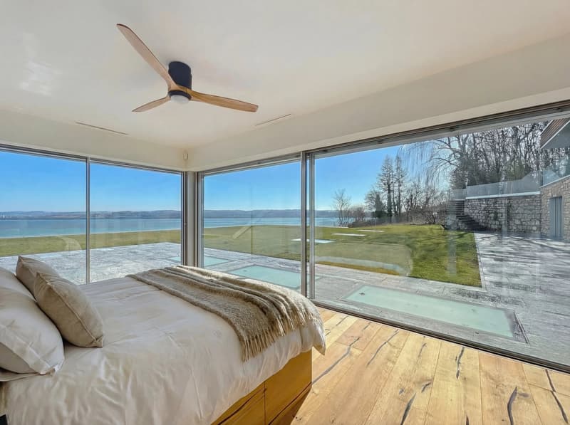 Propriété contemporaine de 600 m² avec vue panoramique sur le lac (8)