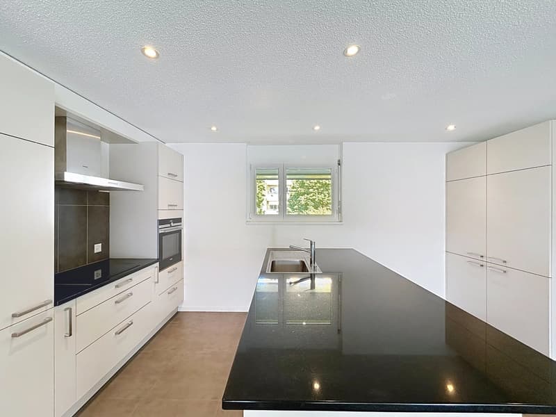 Spacieux duplex de 5.5 pièces, à deux pas du lac (3)