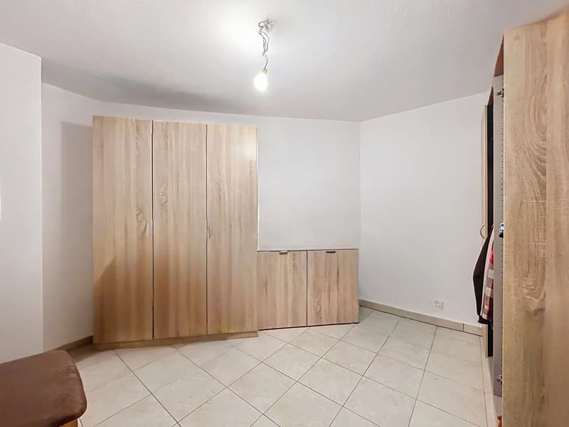 Belle maison contiguë (9)