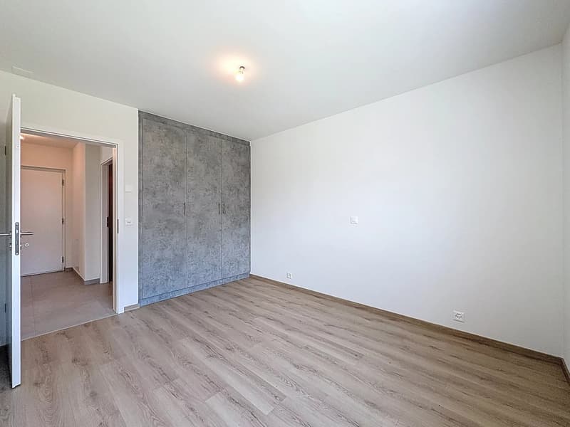 Spacieux 3.5 pièces en rez de jardin neuf (12)