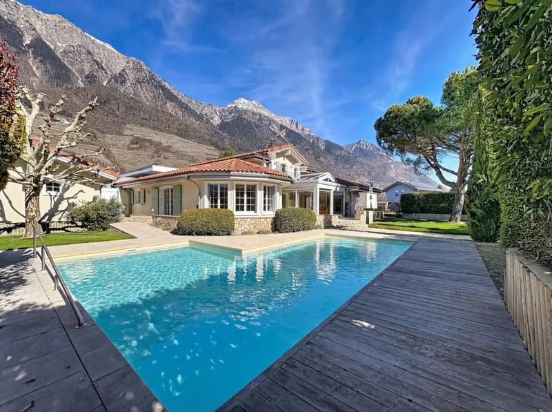 Spacieuse villa 5.5 pièces avec piscine et jardin (1)