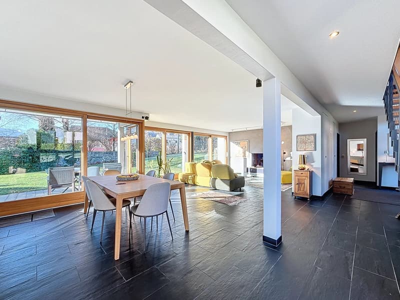 Splendide villa d'architecte au calme (1)