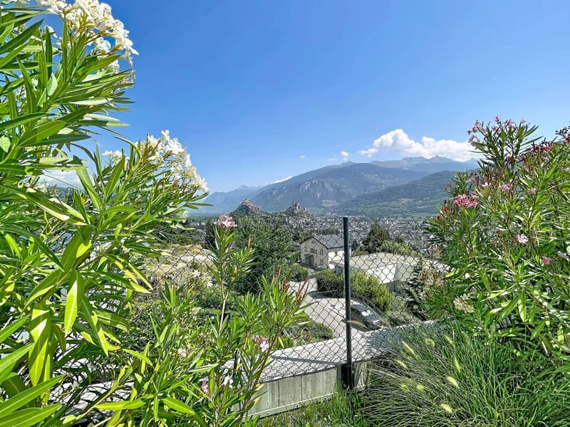 Propriété contemporaine avec rooftop panoramique (1)