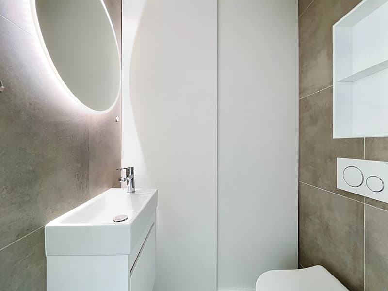 Villa contemporaine avec jardin et terrasses (5)