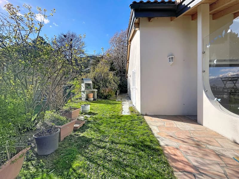Élégante villa contemporaine (13)
