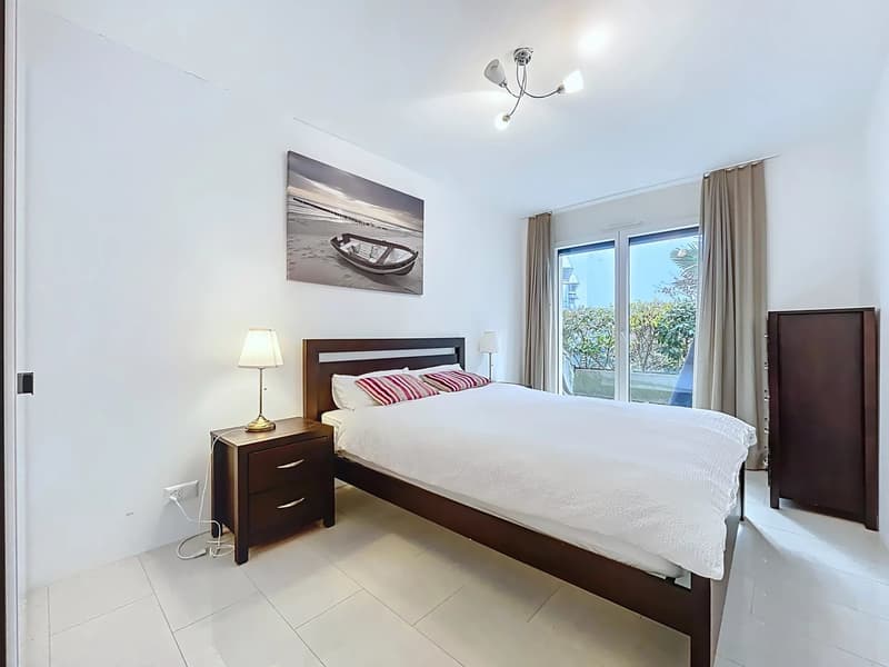 Spacieux 4.5 pièces dans résidence moderne avec balcon et terrasse (8)