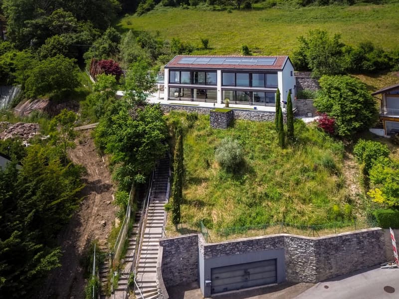 Villa d'exception de 6,5 pièces dans un cadre résidentiel privilégié ! (4)
