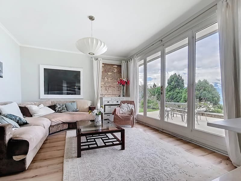 Magnifique villa individuelle avec vue sur le Lac Léman ! (7)