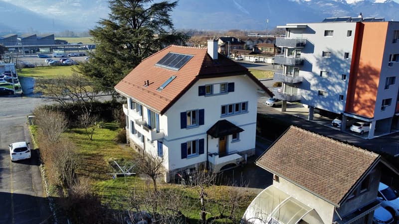 Maison à vendre avec potentiel de rendement locatif (1)