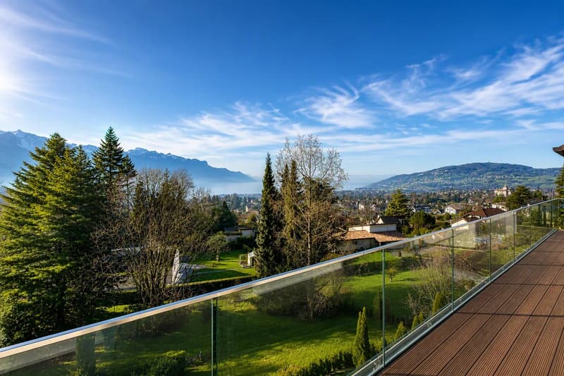Villa d'exception avec vue sur le lac Léman (7)