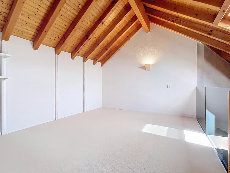 Attique de 4.5 pièces avec mezzanine (6)