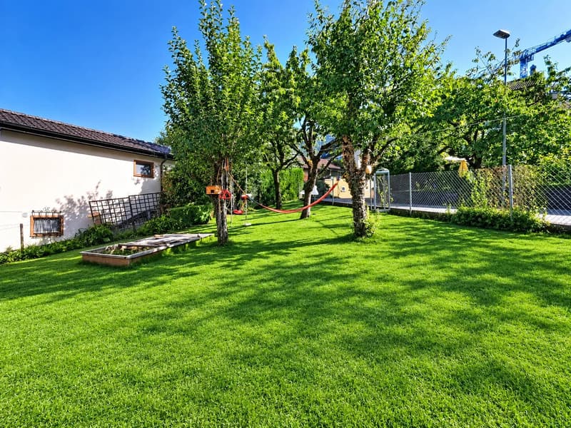 Au coeur du village avec grand jardin ! (5)