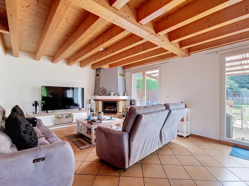 Une maison pensée pour la vie de famille, entre lac et montagnes ! (4)