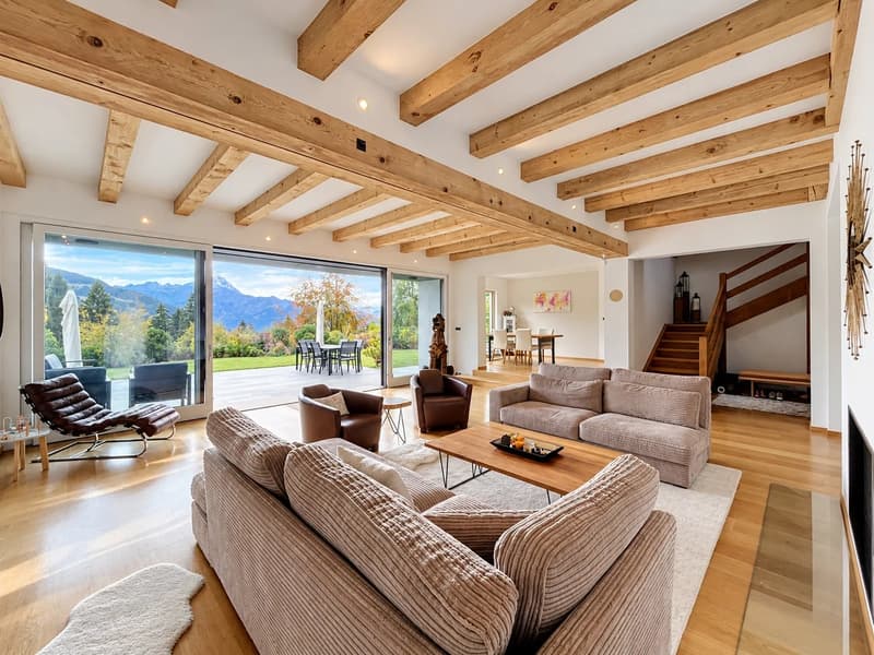 Chalet avec une vue imprenable et potentiel exceptionnel (2)