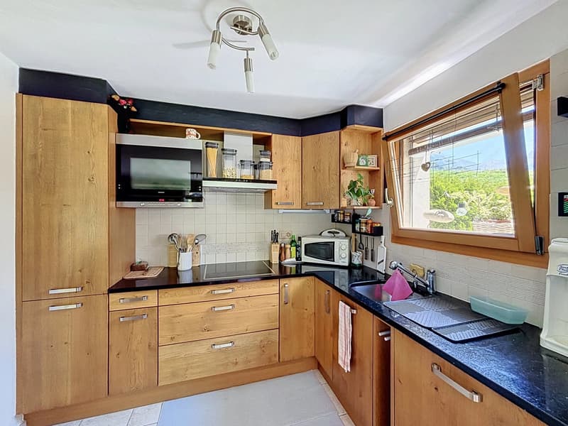 Magnifique villa-chalet familiale avec jardin et terrasse ensoleillée (3)