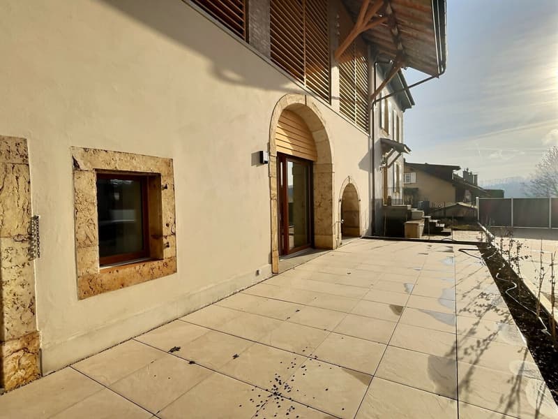 24 29 Magnifique appartement de 4.5 pièces au rez - Grande terrasse (11)