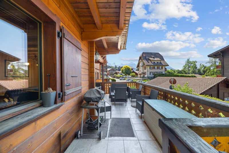 Duplex apartment with 5 rooms in the center of the village! (6)