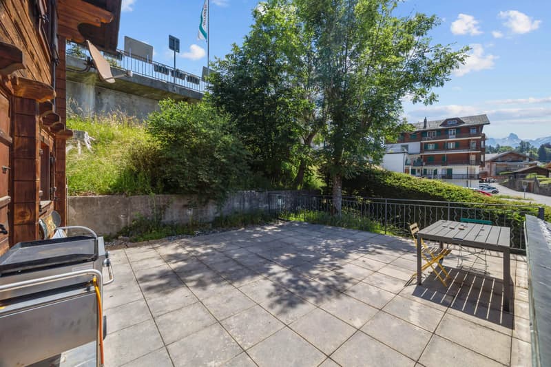 Charming 3.5-room apartment in the heart of the village of Villars-sur-Ollon (1)