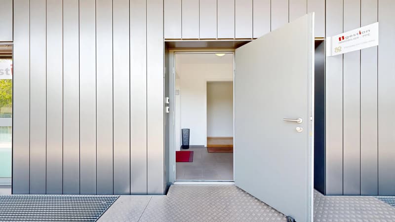 Modern 4-Room Office in Saint-Sulpice, 83.2 m² (1)