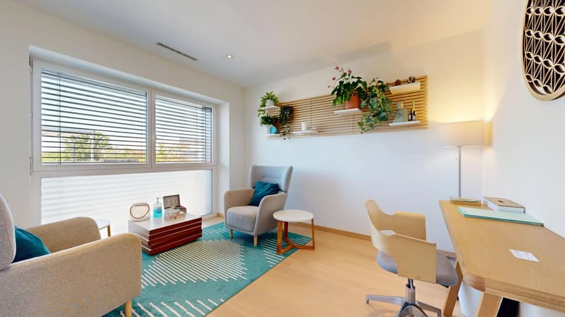 Modern 4-Room Office in Saint-Sulpice, 83.2 m² (10)