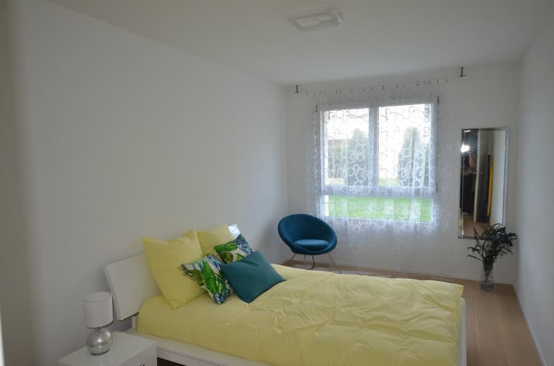 Magnifique appartement 4,5 pièces rez de jardin à Avenches (13)