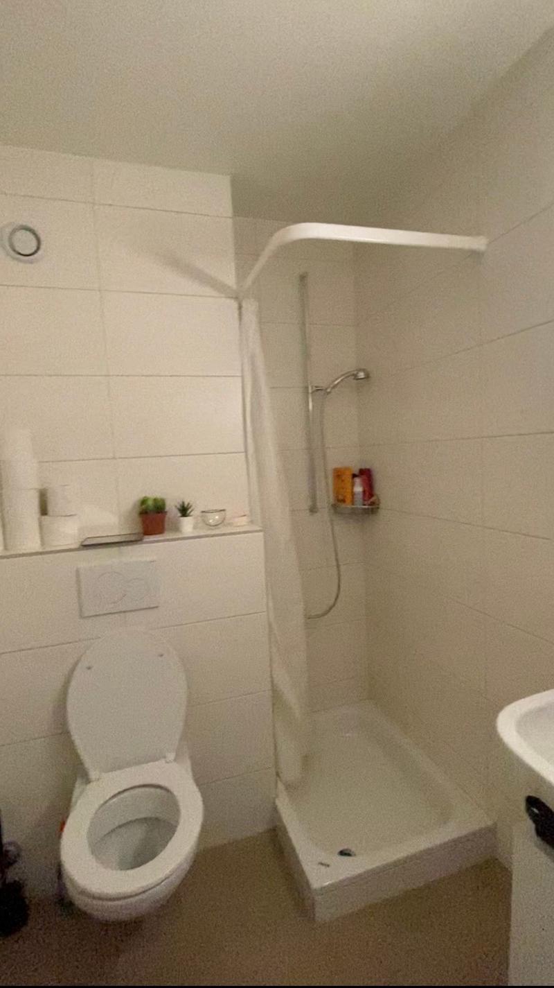 Spacieux studio dans immeuble avec piscine dans un cadre verdoyant (7)