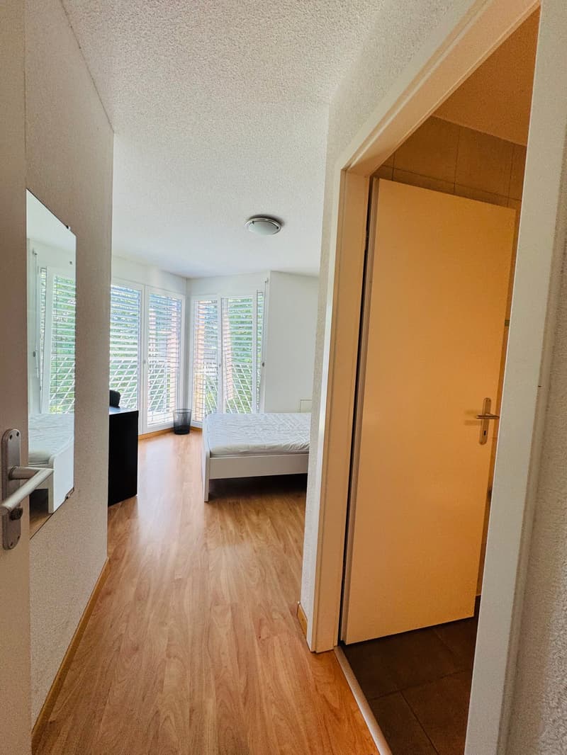 Opposite EHL - Furnished Room with Private Ensuite WC (3)