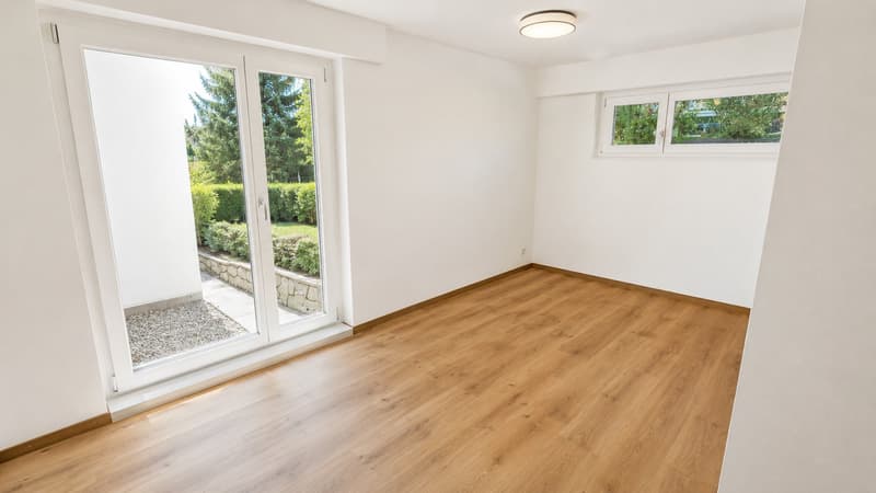 Appartement 4.5 pièces avec vue panoramique, terrasse & jardin (10)