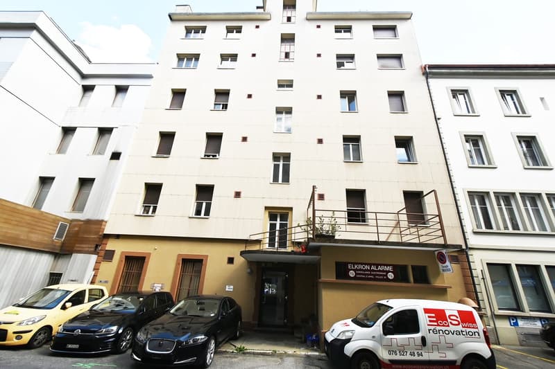 Immeuble de 12 appartements au cœur de La Chaux-de-Fonds (2)