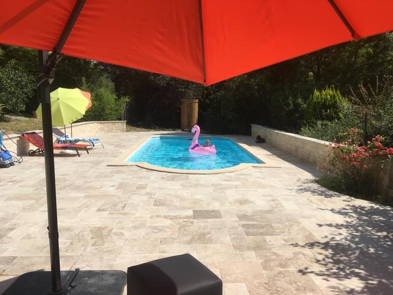 Charmante villa en pierre à Dauphin – 7 pièces avec piscine et grand terrain (9)